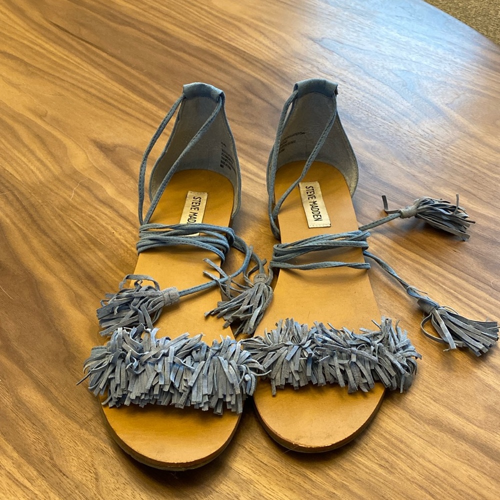 STEVE MADDEN size 7.5 blue lace up sandals